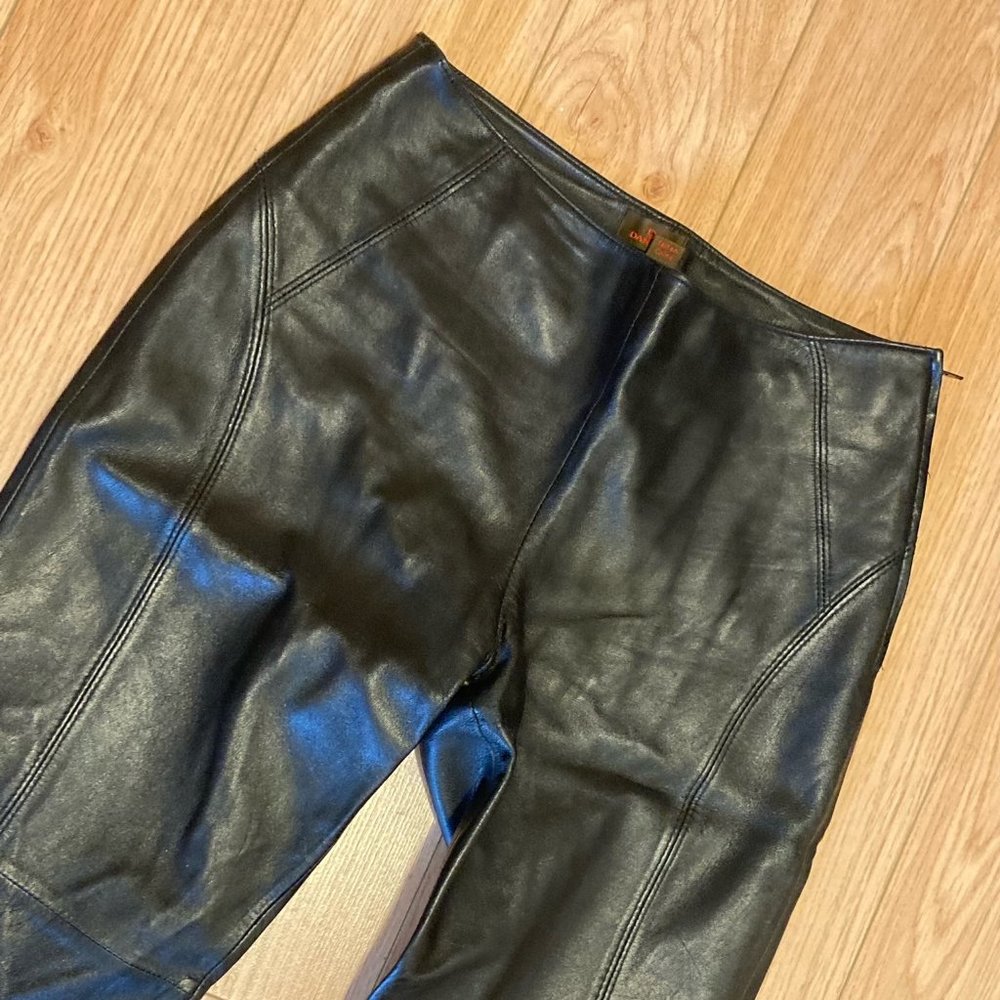 Danier women's leather pants